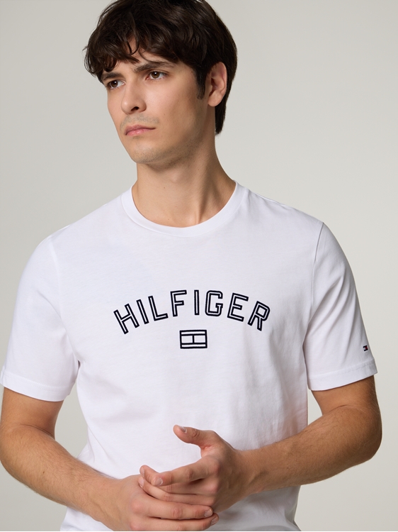 Bild von T-Shirt mit Logo