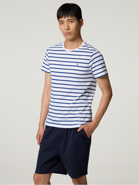 Image sur T-shirt à la coupe slim personnalisée