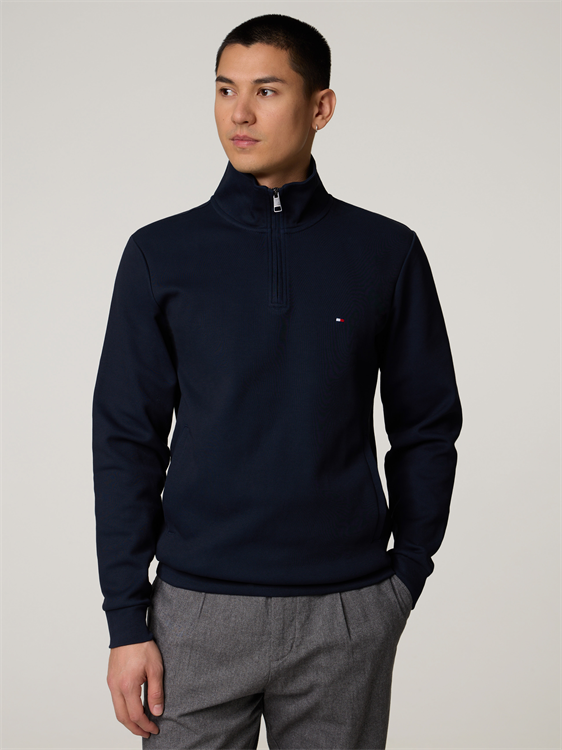 Bild von Troyer mit Logo