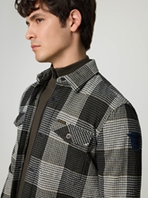 Image sur Survêtement à la coupe régulière