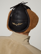 Bild von Fliegermütze mit Lammfell