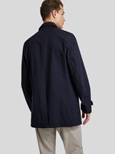 Bild von Kurzer Regenmantel