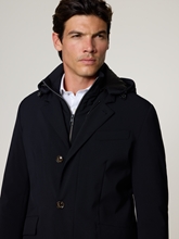 Bild von Mantel mit Kapuze