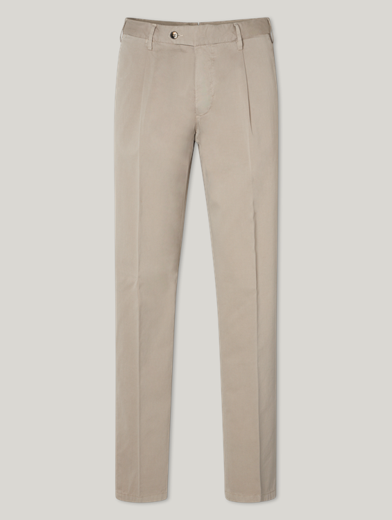 Image sur Chino à la coupe régulière