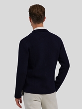 Bild von Strickjacke mit Perl-Muster