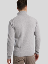 Bild von Rollkragenpullover