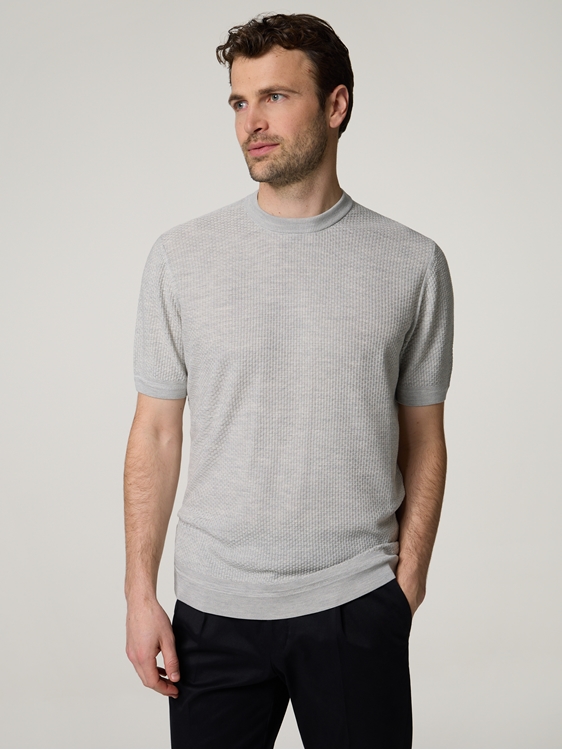 Image sur T-shirt tricoté en soie