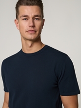 Image sur T-shirt tricoté en coton