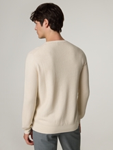 Bild von Strickpullover mit Leinen