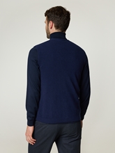 Bild von Strickweste aus Merinowolle