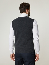 Bild von Strickweste aus Merinowolle