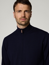 Bild von Strickjacke aus Merinowolle