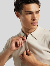 Image sur Polo zippé