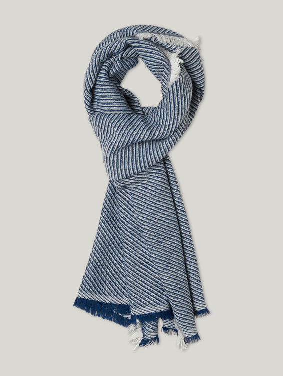 Bild von Schal mit Fransen