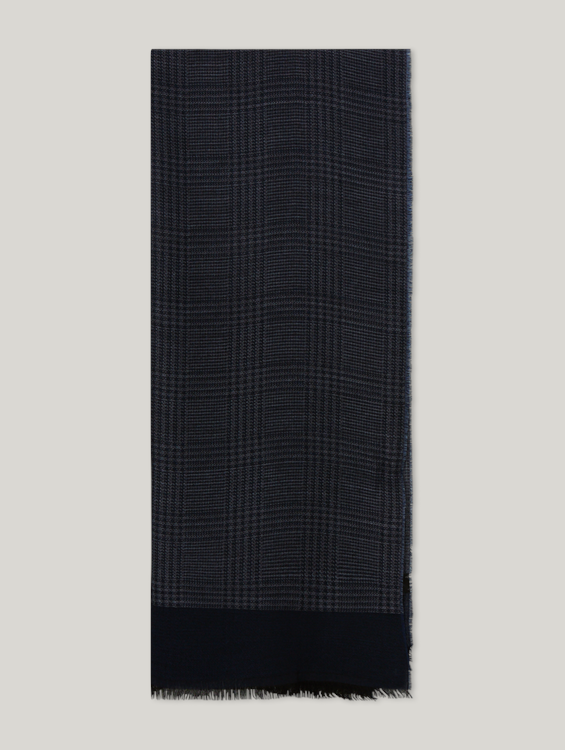 Bild von Schal mit Karomuster