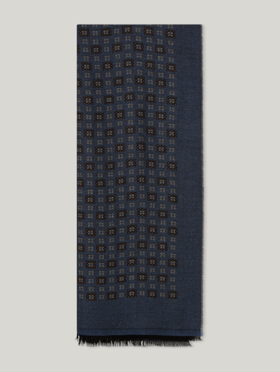 Bild von Schal mit Blumenmuster