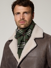 Bild von Schal aus Wolle