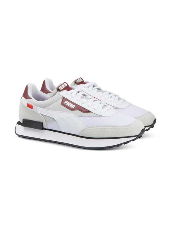 puma training sneakers