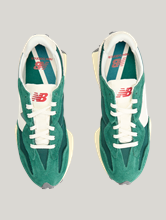 Bild von Sneaker 327