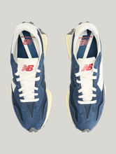 Image sur Baskets 327