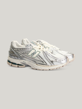 Image sur Sneaker 1906