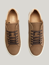 Image sur Sneakers en cuir nubuck