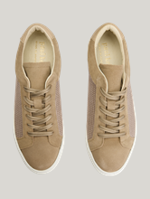 Bild von Sneaker aus Veloursleder