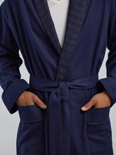 Bild von Langer Morgenmantel mit Karo