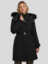 Bild von Daunenmantel mit Gürtel