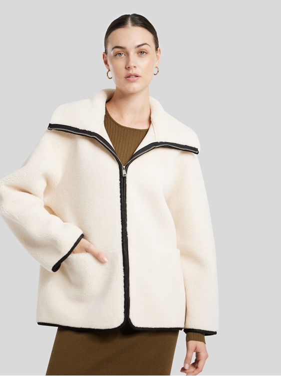 Bild von Jacke im Teddy-Look