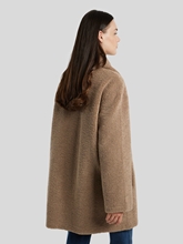 Bild von Mantel im Teddy-Look