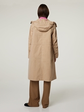 Bild von Mantel mit Blende