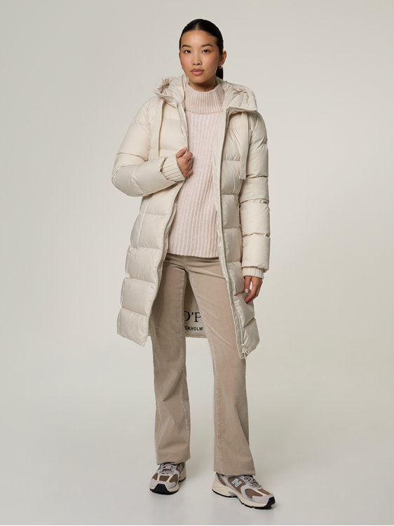 Bild von Steppmantel mit Kapuze