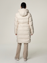 Bild von Steppmantel mit Kapuze