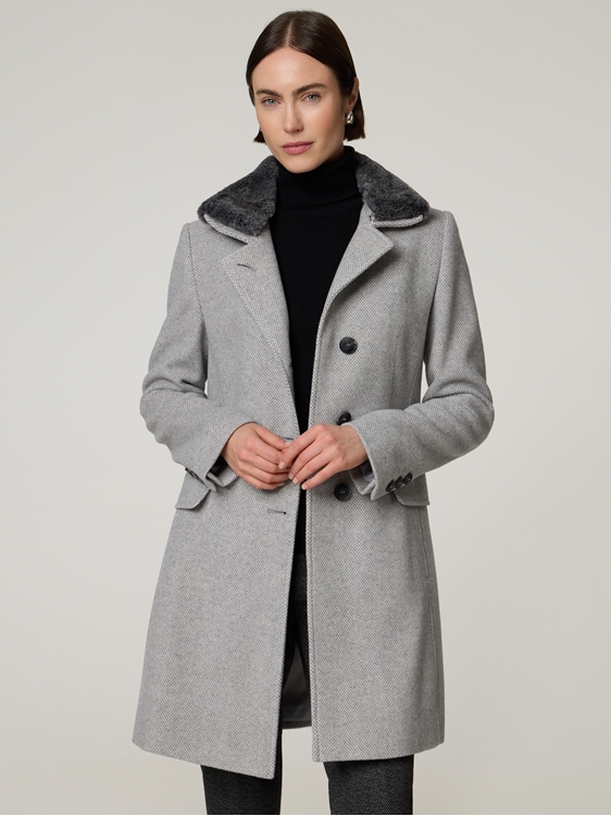 Bild von Mantel mit Wolle