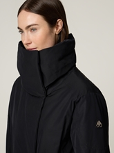 Bild von Daunenmantel mit Gürtel