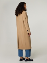 Bild von Mantel mit Wolle