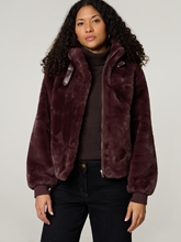 Image sur Veste en fausse fourrure