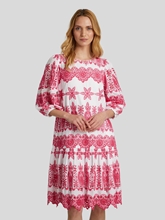 Image sur Robe à broderie