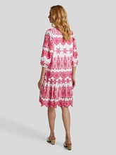 Image sur Robe à broderie