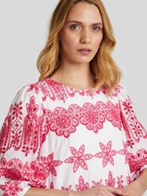 Image sur Robe à broderie