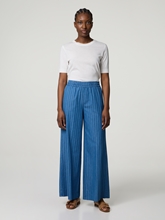 Bild von Hose mit weitem Bein