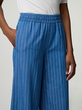 Bild von Hose mit weitem Bein