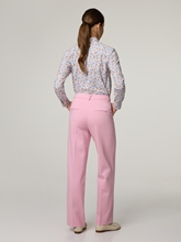 Bild von Hose mit weitem Bein