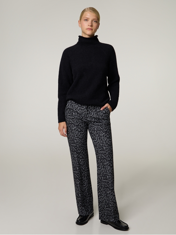 Bild von Hose mit Leo-Print MAINE