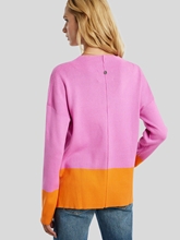 Bild von Pullover mit Streifen