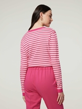 Bild von Pullover mit Streifen