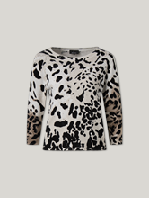 Bild von Pullover im Leo-Print