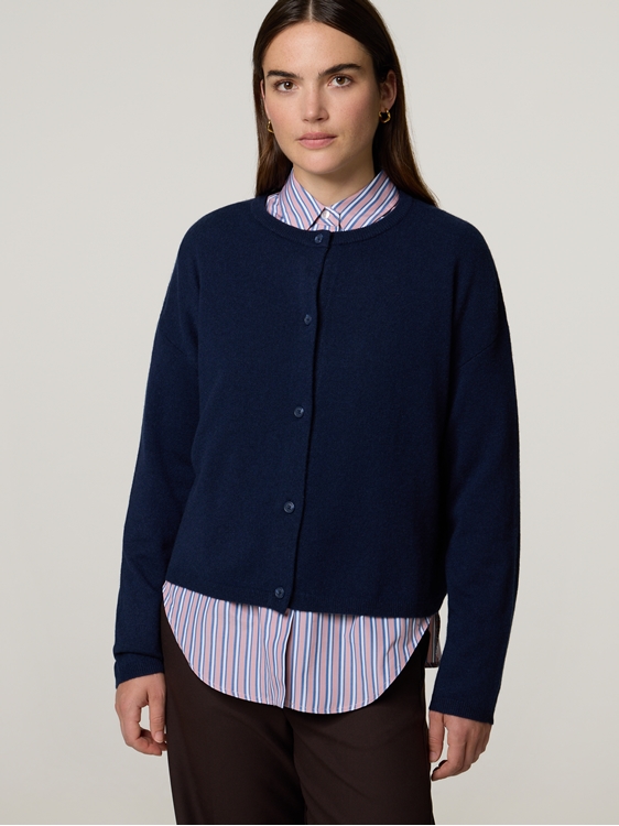 Image sur STRICKJACKE RUNDHALS KURZ