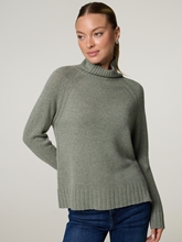 Bild von Strickpullover mit Stehkragen